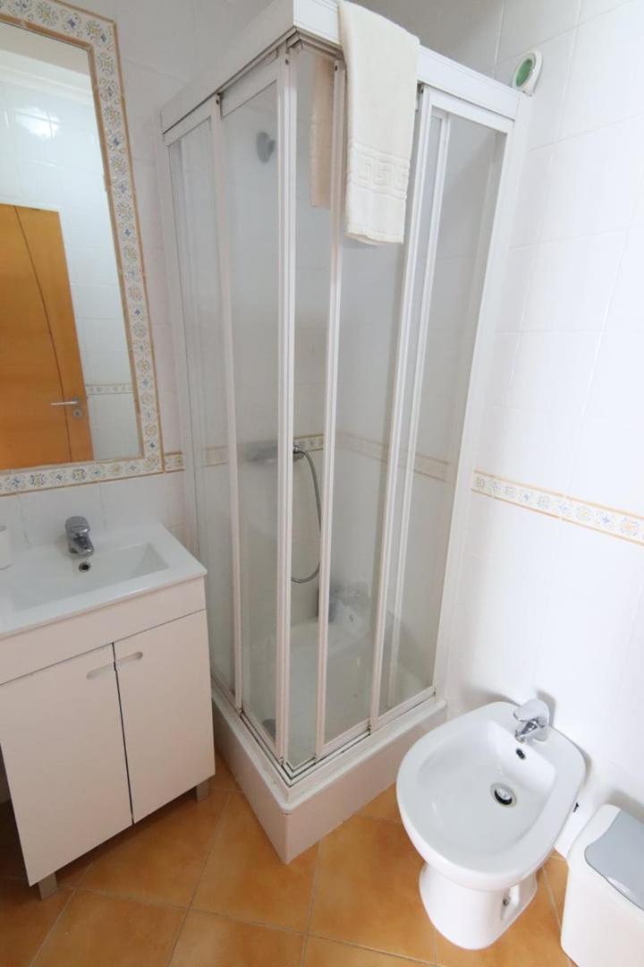 Welcomebuddy - Beatrice Downtown City Flat Ponta Delgada Esterno foto